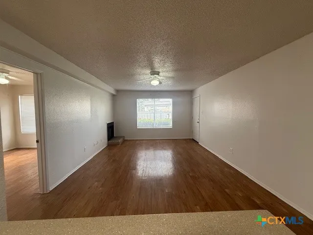 $1,150 | 205 Craddock Avenue, Unit C1, San Marcos, TX 78666