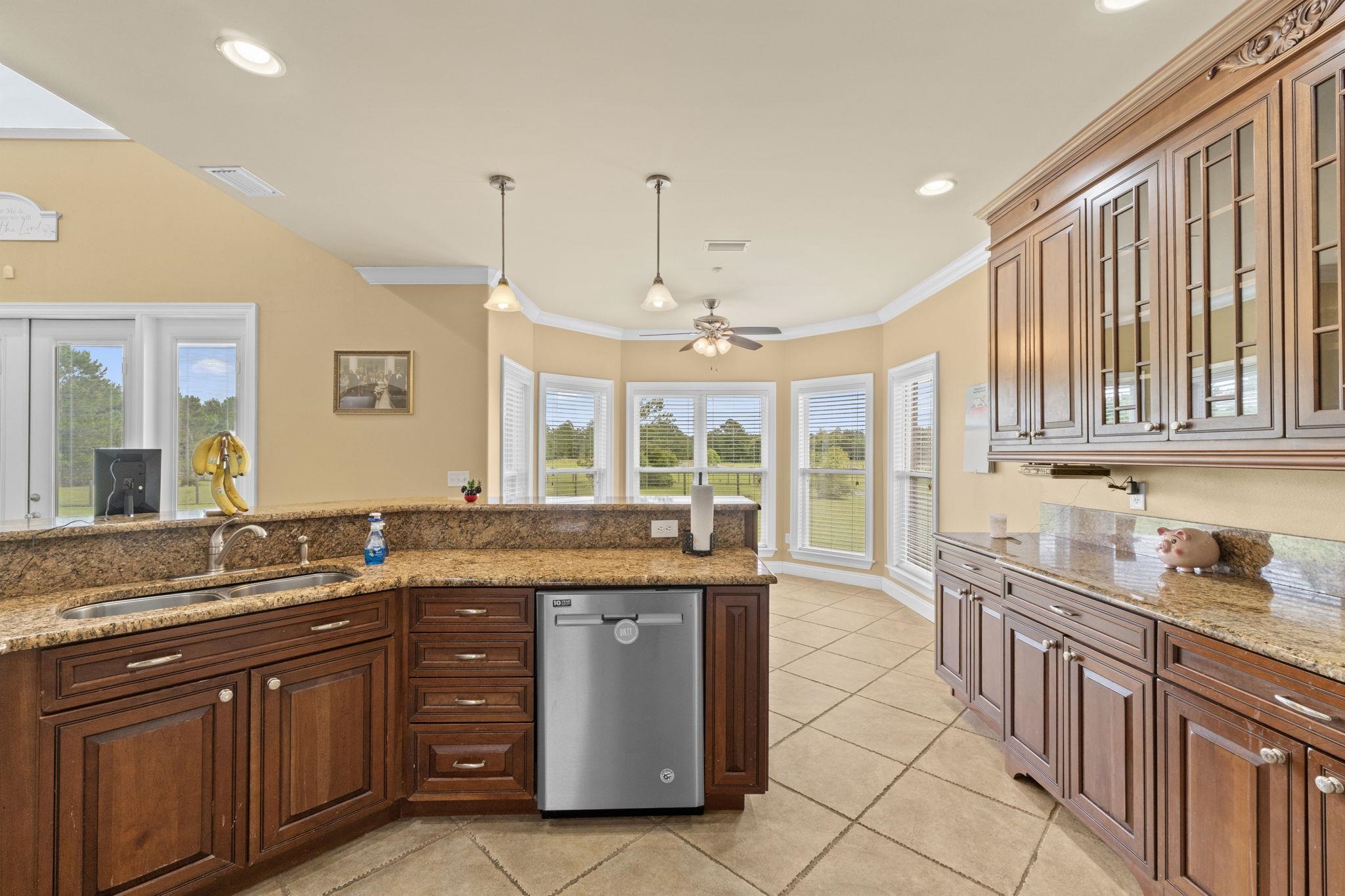 9790 Stucki Road Elberta, AL 36530 - Photo 41 of 72 Kitchen