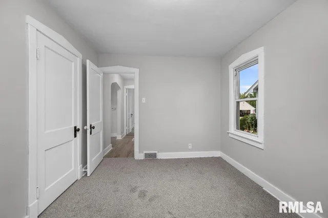 $134,700 | 2519-29 29 1/2 Street, Rock Island, IL 61201