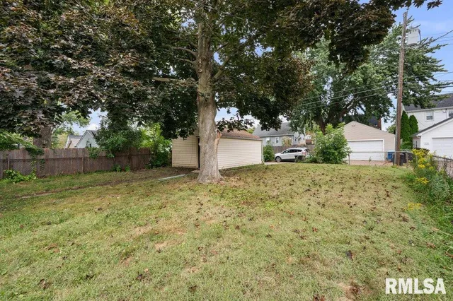 $134,700 | 2519-29 29 1/2 Street, Rock Island, IL 61201