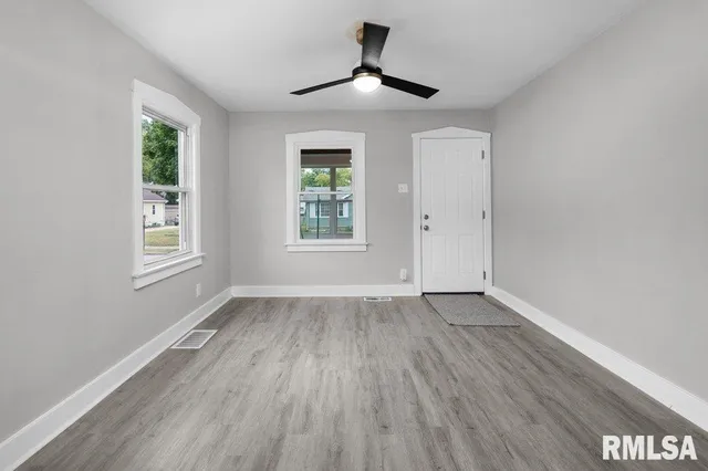 $134,700 | 2519-29 29 1/2 Street, Rock Island, IL 61201