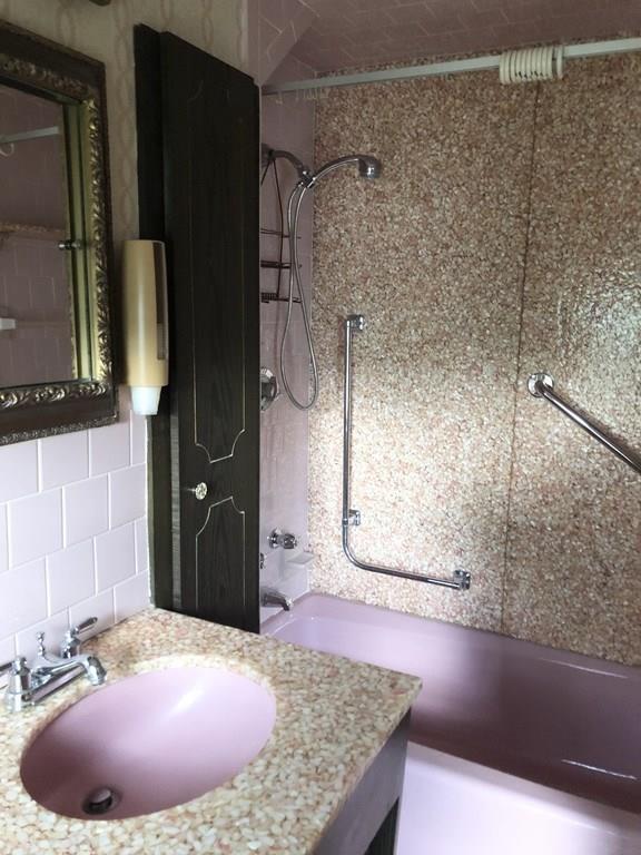 16 Bluff Road Weymouth, MA 02191 - Photo 9 of 20 a view of a bathroom