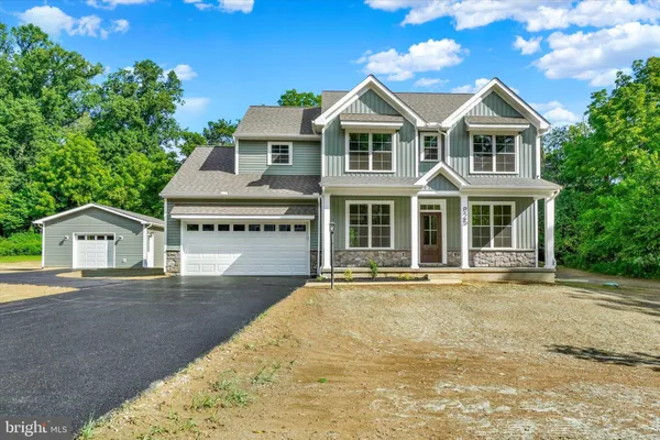 $629,900 | 825 Furnace Road, York, PA 17406