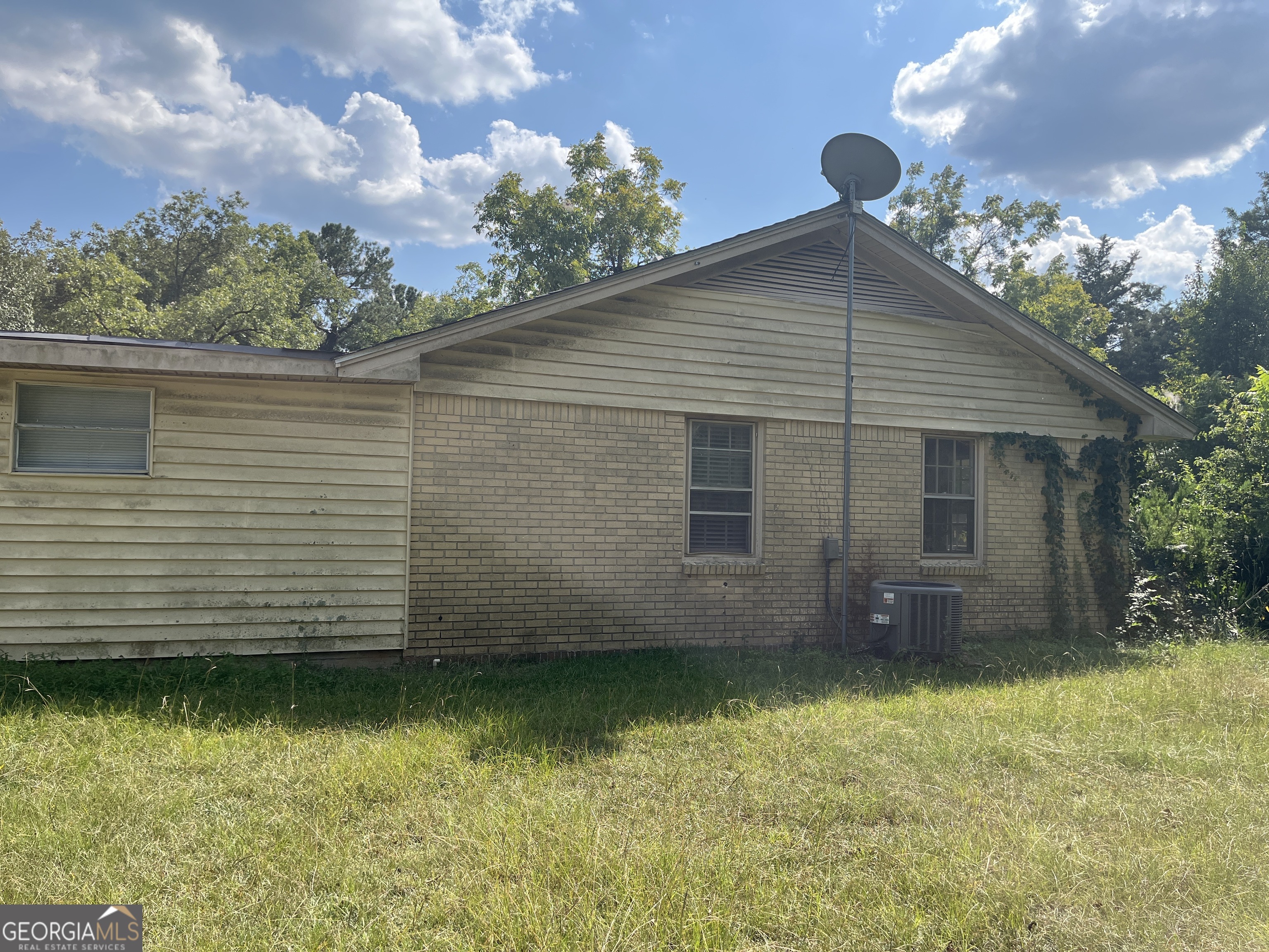 3912 Coakley Avenue Albany, GA 31721 - Photo 14 of 14 a view of a backyard