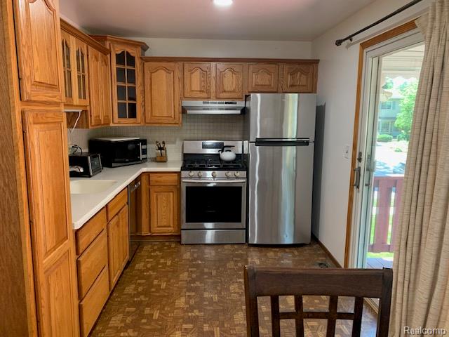 9187 Sheldon Road Plymouth, MI 48170 - Photo 11 of 39 S11.jpg
