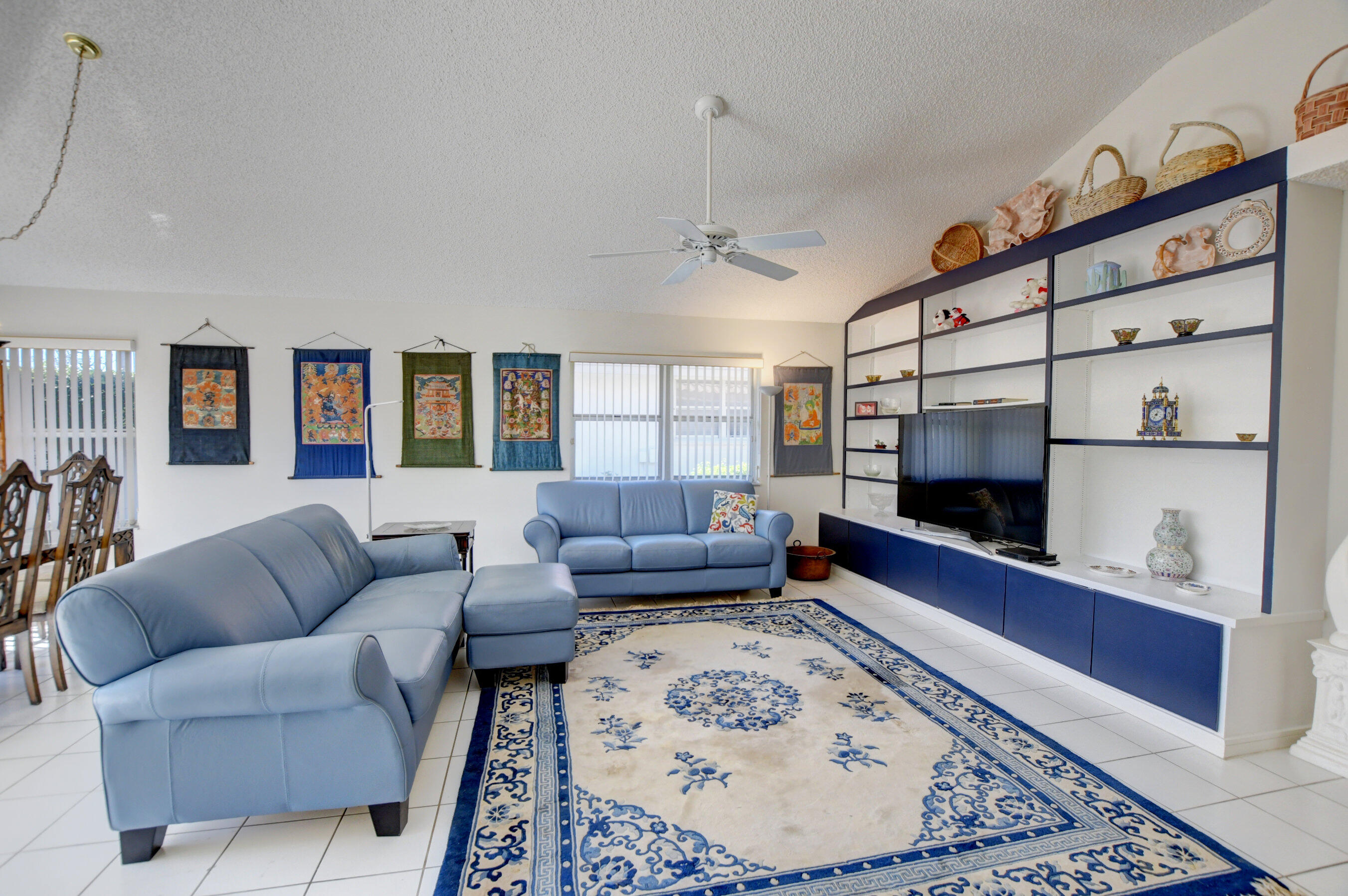 2282 Northwest 52nd Street Boca Raton, FL 33496 - Photo 7 of 33 07_ebf_5979and4more