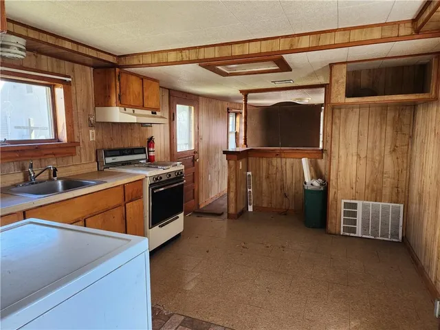 $79,900 | 528 Carbon Street, Butler, PA 16001