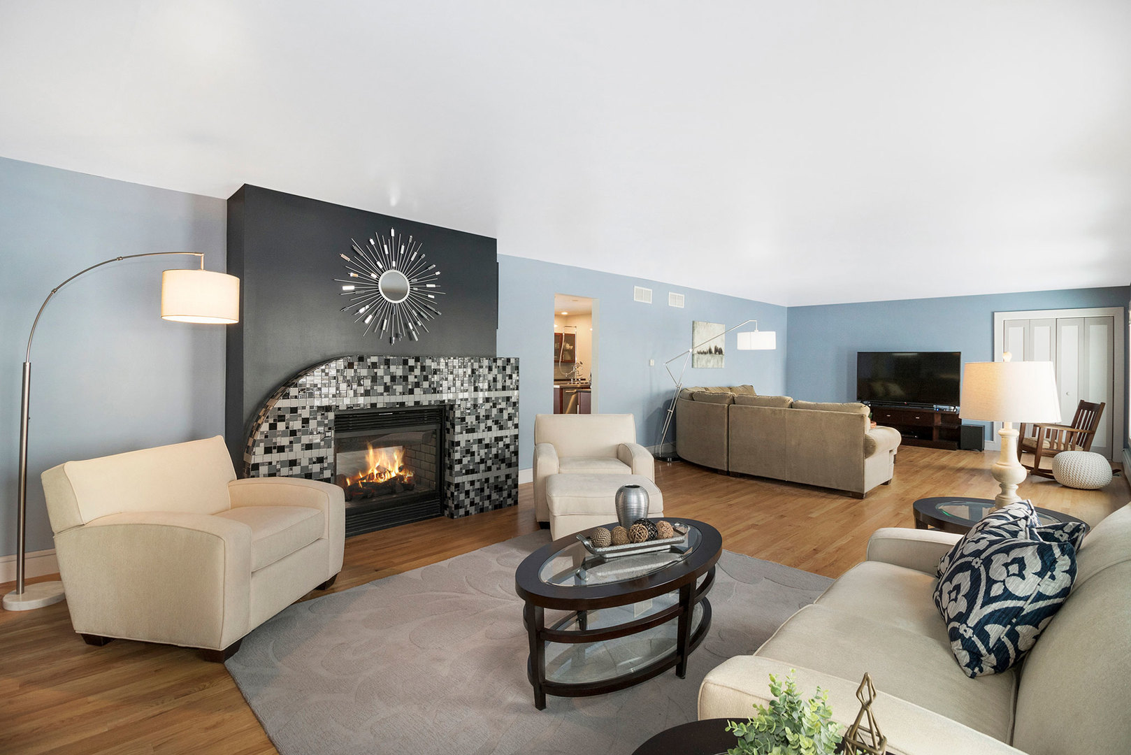 11190 Keslinger Road DeKalb, IL 60115 - Photo 4 of 39