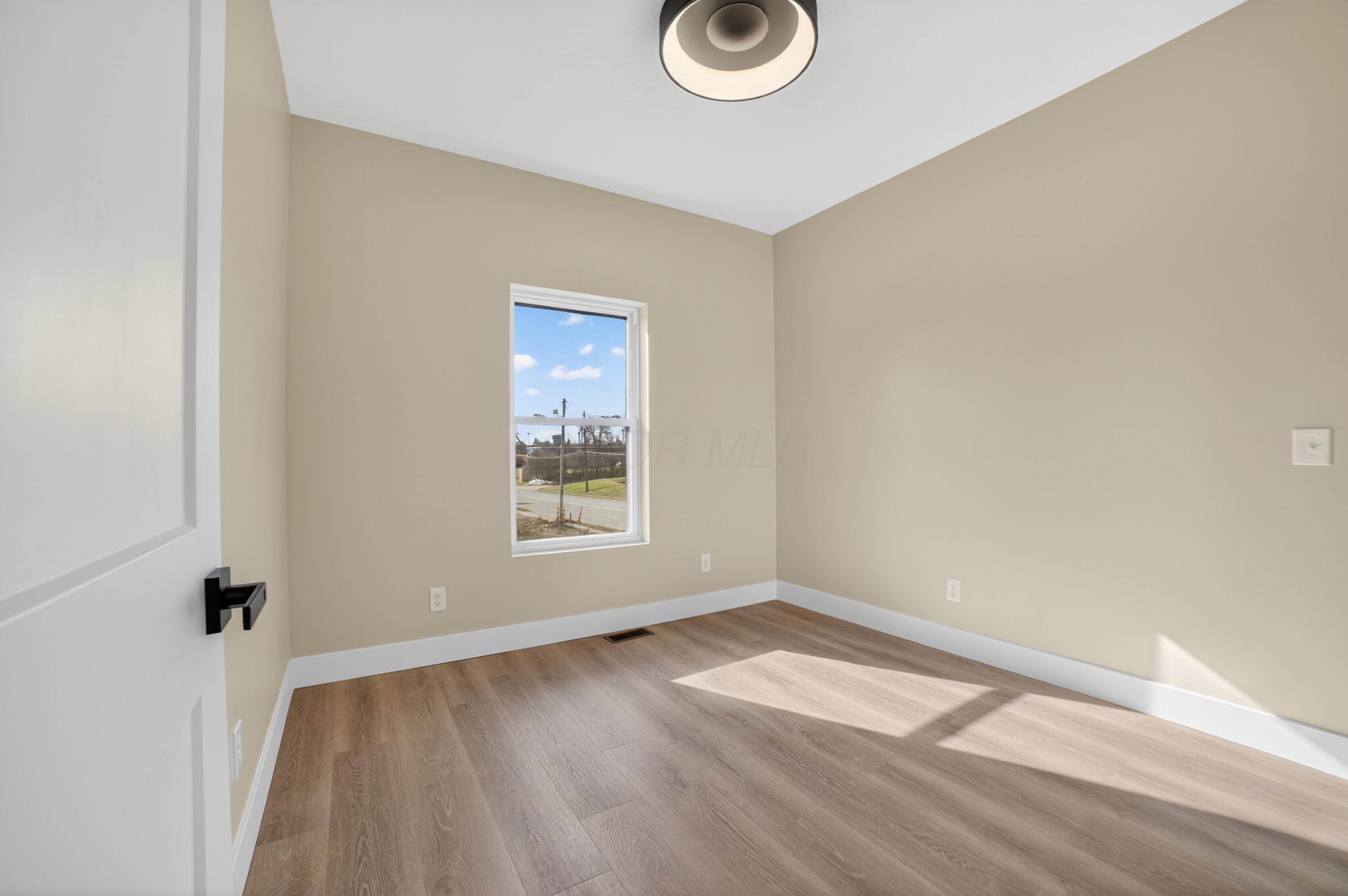 1323 South Trimble Road Mansfield, OH 44907 - Photo 15 of 23