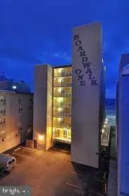 $1,200 | 107 North Atlantic Avenue, Unit 106, Ocean City, MD 21842