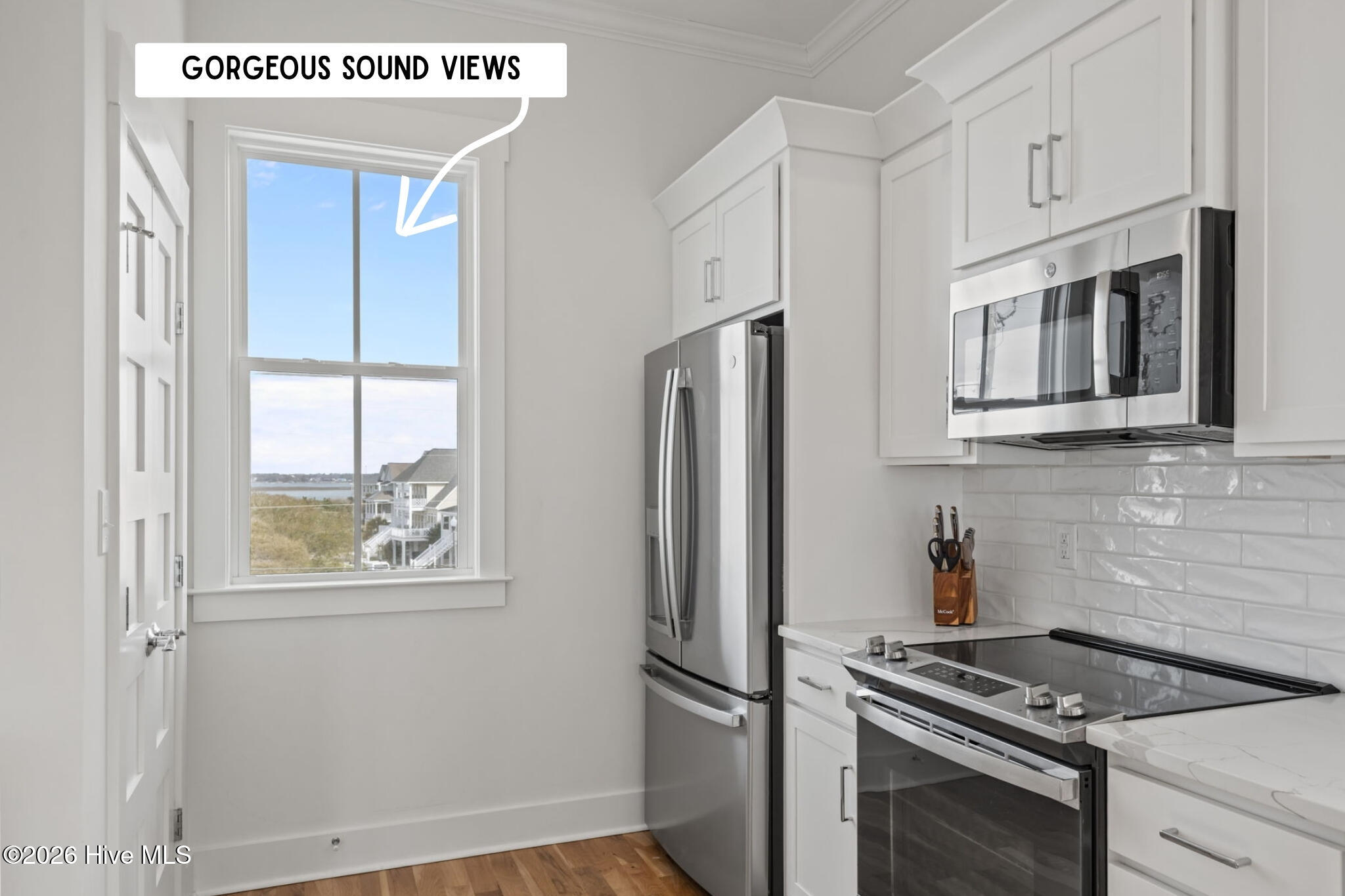 1607 West Fort Macon Road Atlantic Beach, NC 28512 - Photo 5 of 22 Kitchen