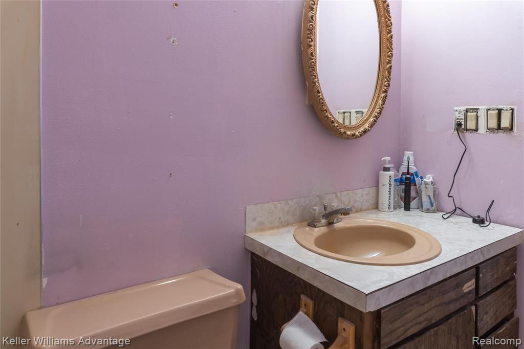6161 General Squier Road Dryden, MI 48428 - Photo 17 of 40 Gallery Image 17