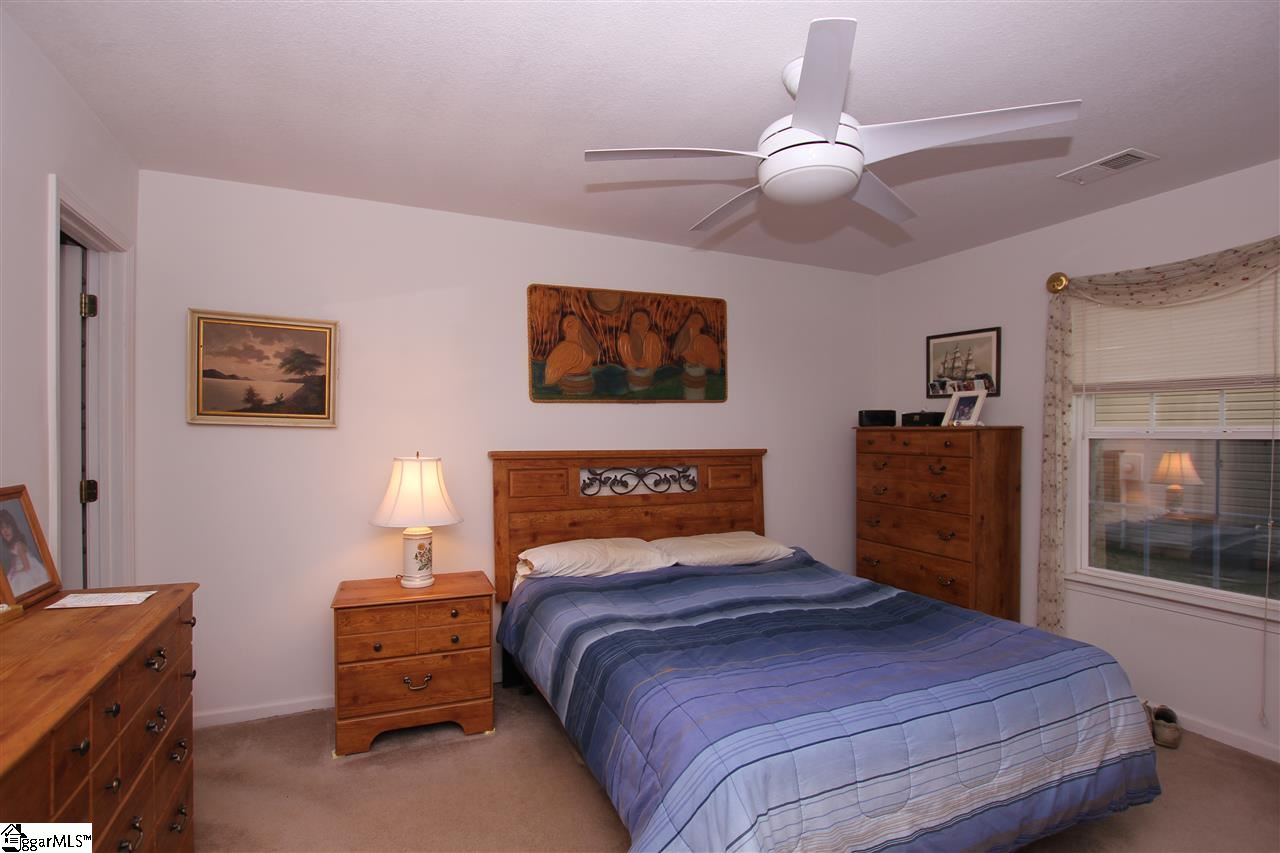 119 Veranda Circle Pendleton, SC 29670 - Photo 10 of 14 Master Bedroom