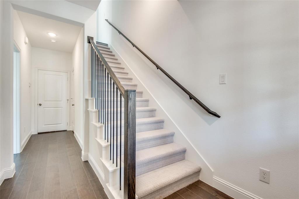 3730 Pelican Rst Way Arlington, TX 76005 - Photo 4 of 22