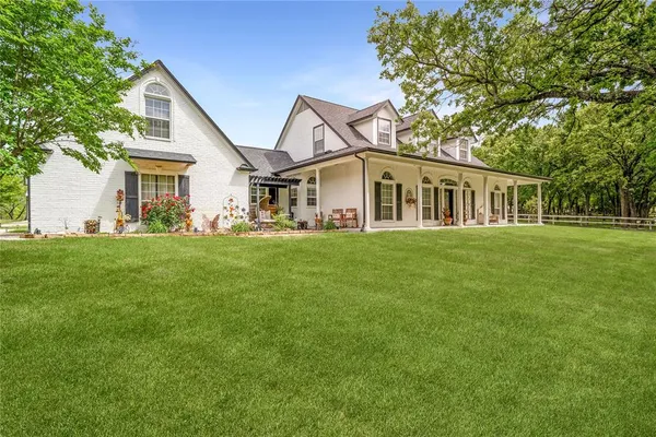 $795,000 | 192 County Road 3133, Decatur, TX 76234