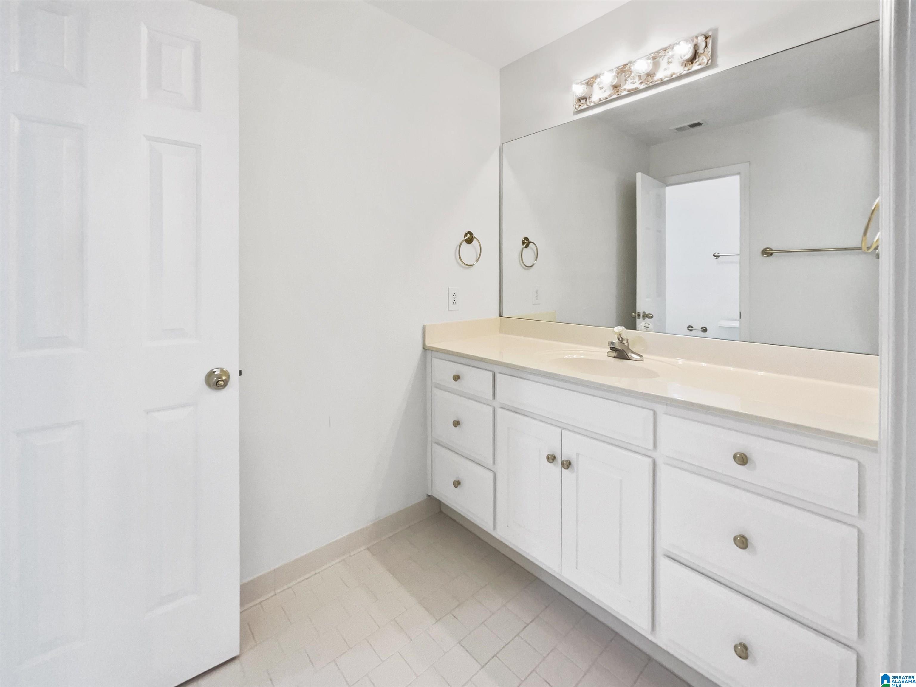 6474 Cambridge Road Pinson, AL 35126 - Photo 13 of 29