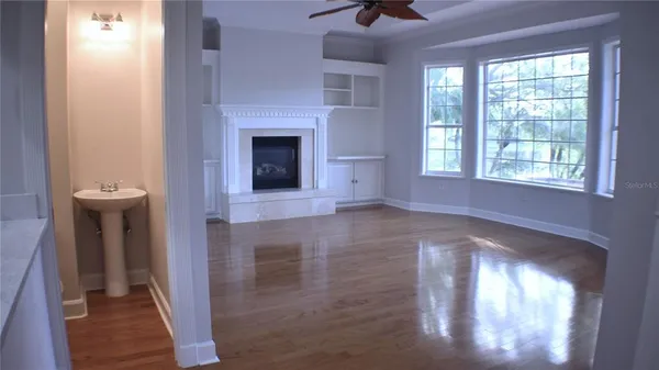 $4,495 | 4910 Old Creek Drive, Sarasota, FL 34233