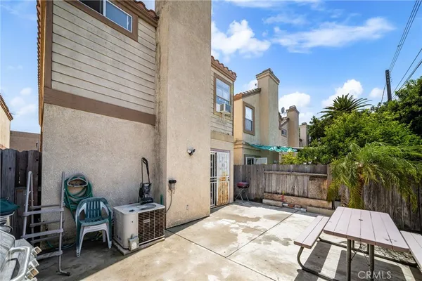 $549,000 | 14134 Orizaba Avenue, Paramount, CA 90723