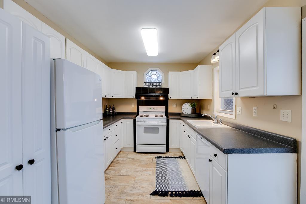420 Sargent Road Willernie, MN 55090 - Photo 12 of 41 Gallery Image 12