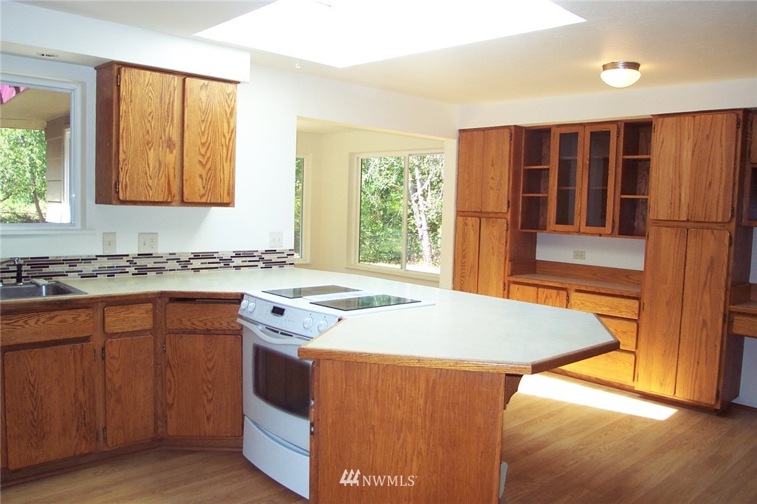 6811 Libby Road Northeast Olympia, WA 98506 - Photo 7 of 25 Gallery Image 7