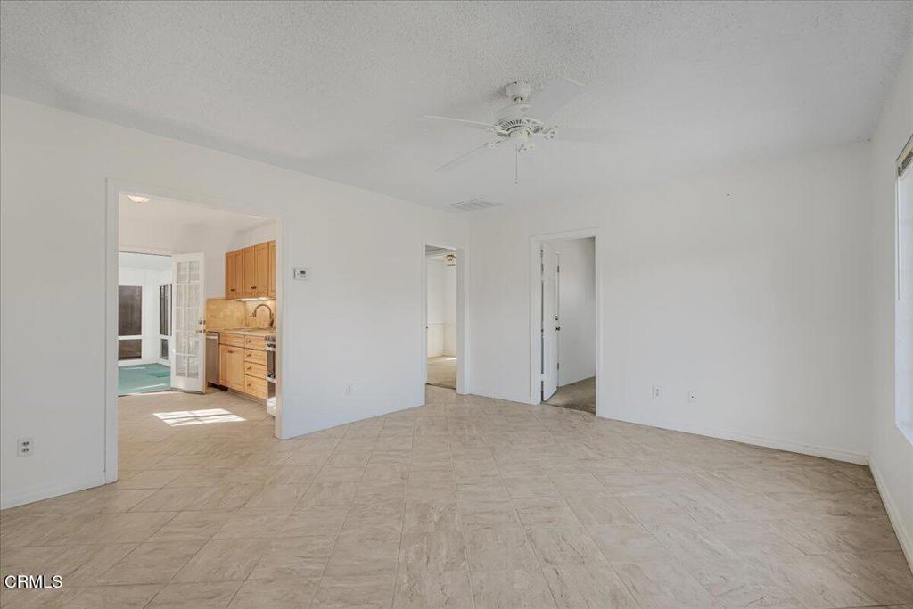 5076 Alta Street Simi Valley, CA 93063 - Photo 9 of 73 011-DSC08454