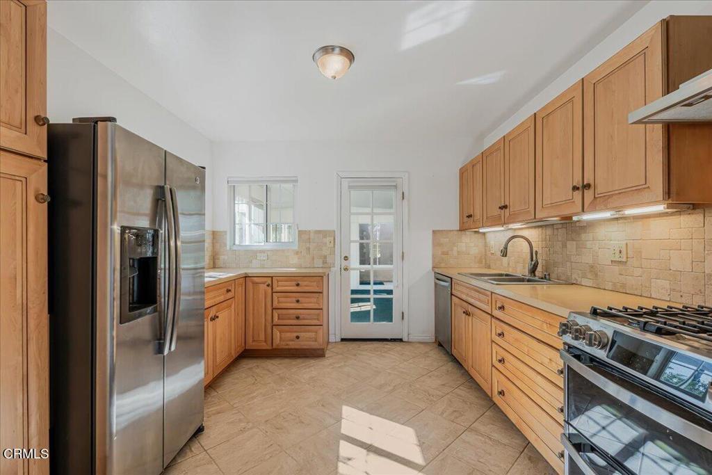 5076 Alta Street Simi Valley, CA 93063 - Photo 10 of 73 030-DSC08673