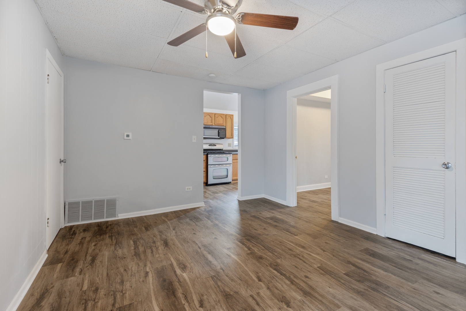 36834 North Stanton Point Road Ingleside, IL 60041 - Photo 13 of 16