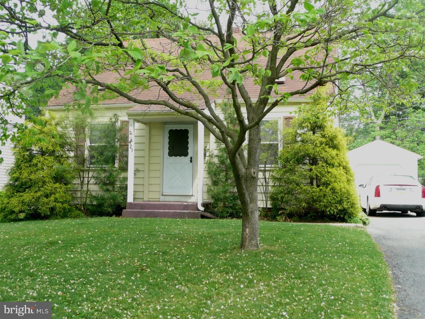 421 Willow Road Hellertown, PA 18055 - Photo 1 of 19 Gallery Image 1