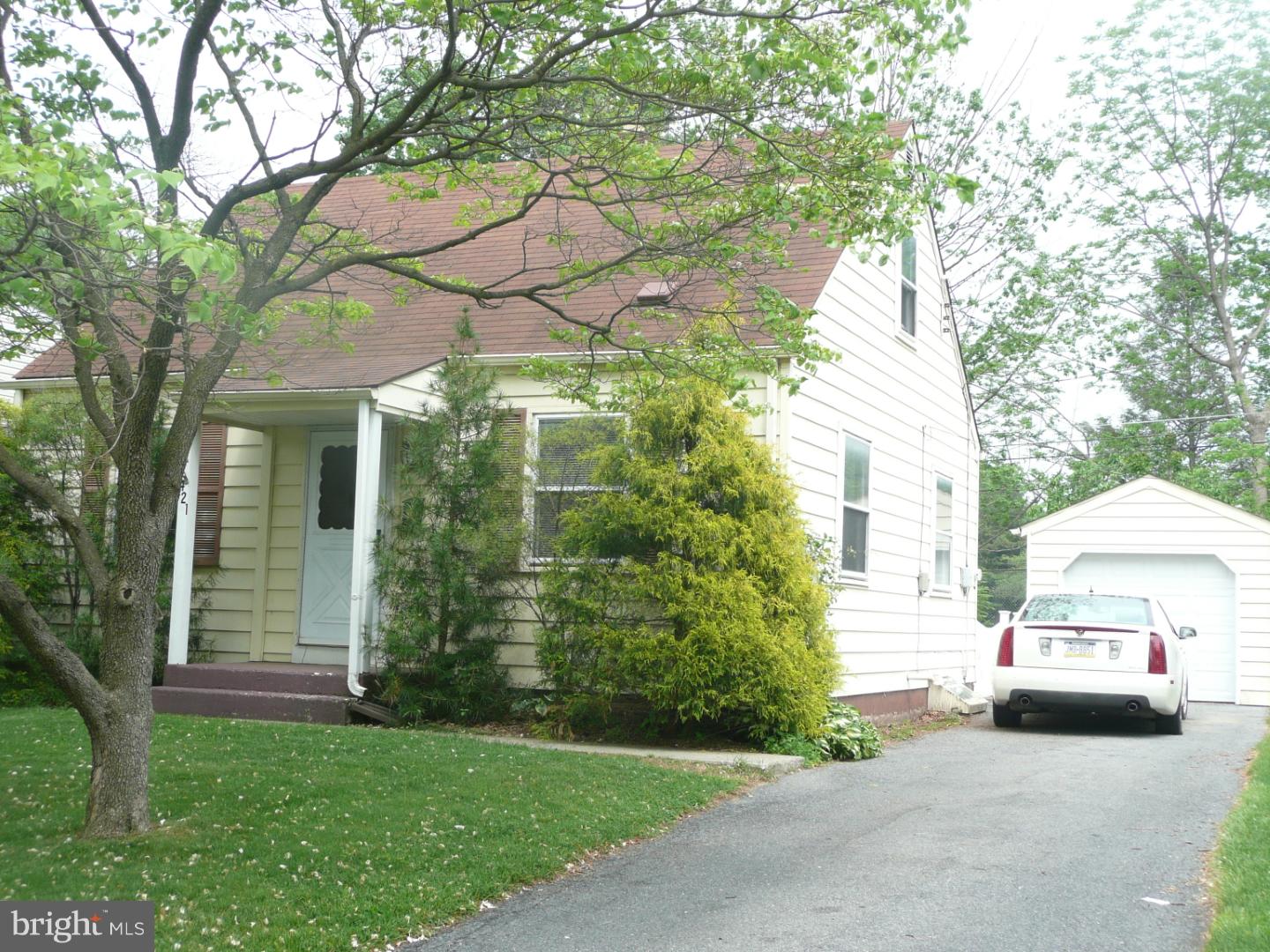 421 Willow Road Hellertown, PA 18055 - Photo 2 of 19 Gallery Image 2