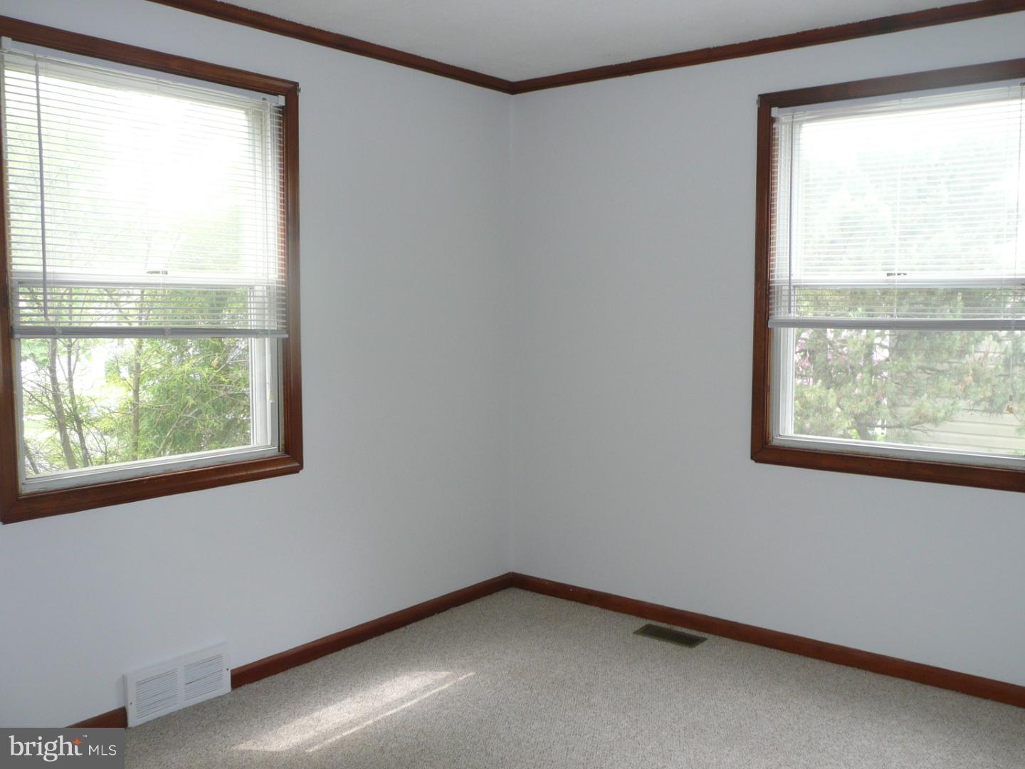 421 Willow Road Hellertown, PA 18055 - Photo 7 of 19 Bedroom