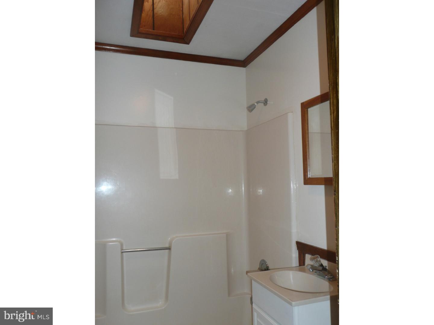421 Willow Road Hellertown, PA 18055 - Photo 10 of 19 Bathroom