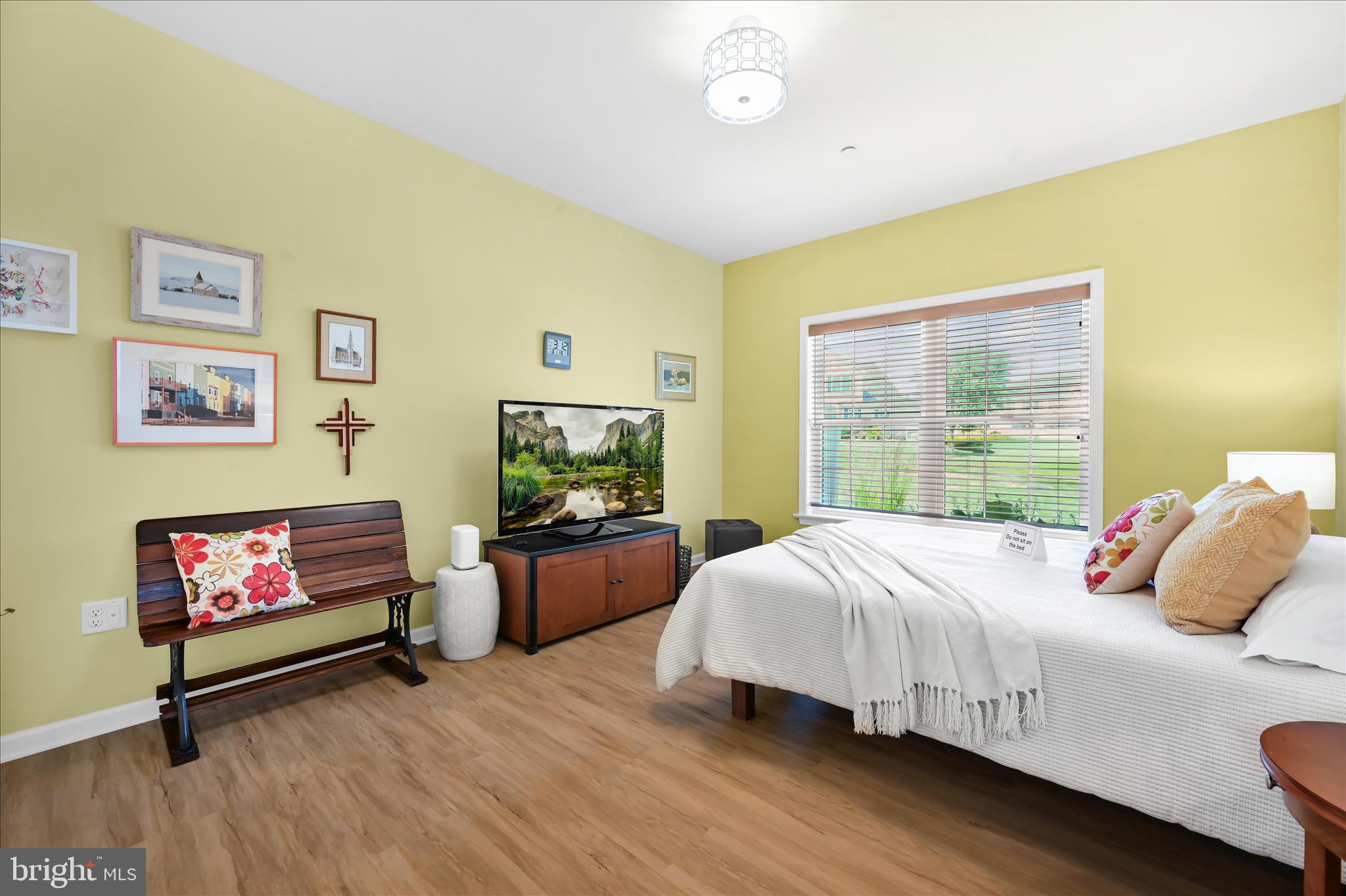 718 Stone Creek Road Lancaster, PA 17603 - Photo 10 of 34 Main Level Primary Bedroom