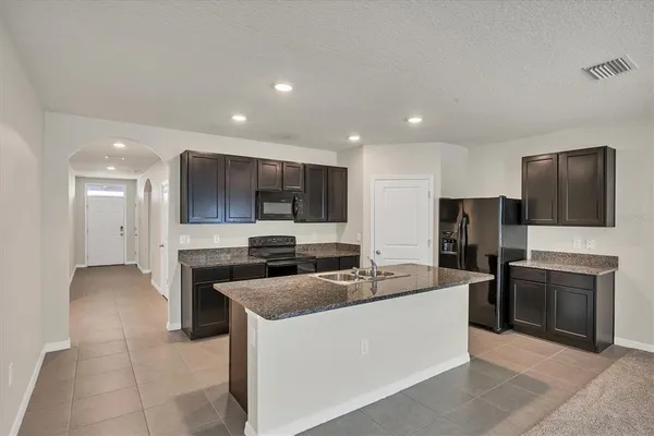 $2,750 | 153 Tierra Verde Way, Bradenton, FL 34212