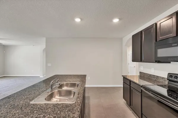 $2,750 | 153 Tierra Verde Way, Bradenton, FL 34212