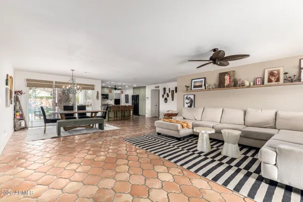 $475,000 | 5754 West Shangri-la Road, Glendale, AZ 85304