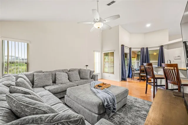 $3,250 | 16521 Lake Heather Drive, Tampa, FL 33618