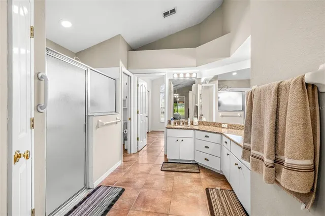 $3,250 | 16521 Lake Heather Drive, Tampa, FL 33618