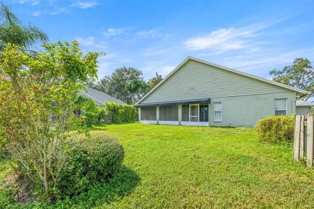 $3,250 | 16521 Lake Heather Drive, Tampa, FL 33618