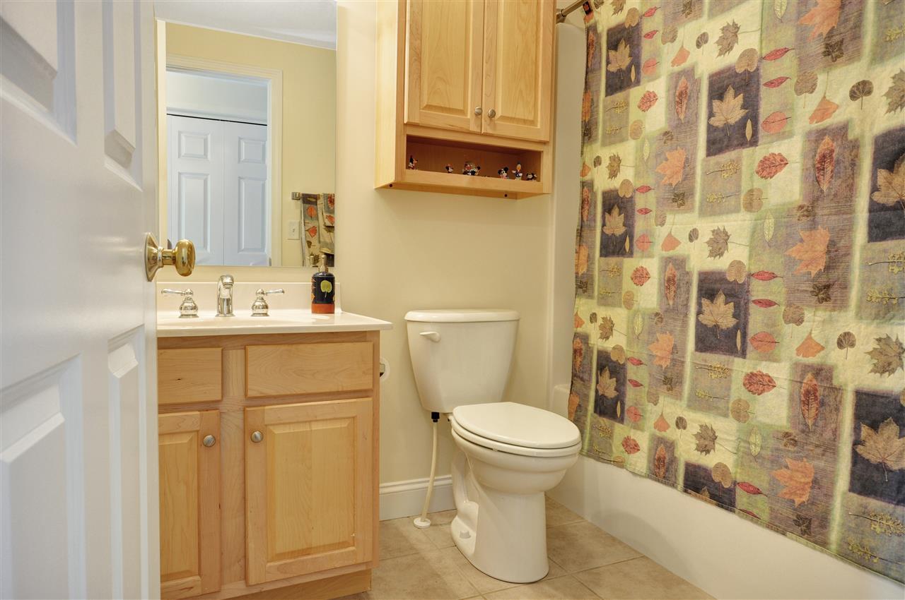 19 Maplevale Road East Kingston, NH 03827 - Photo 21 of 31