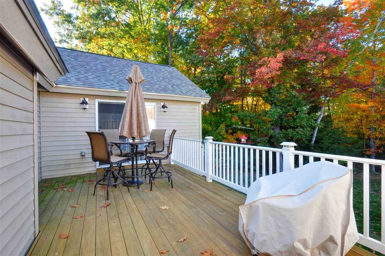 19 Maplevale Road East Kingston, NH 03827 - Photo 8 of 31