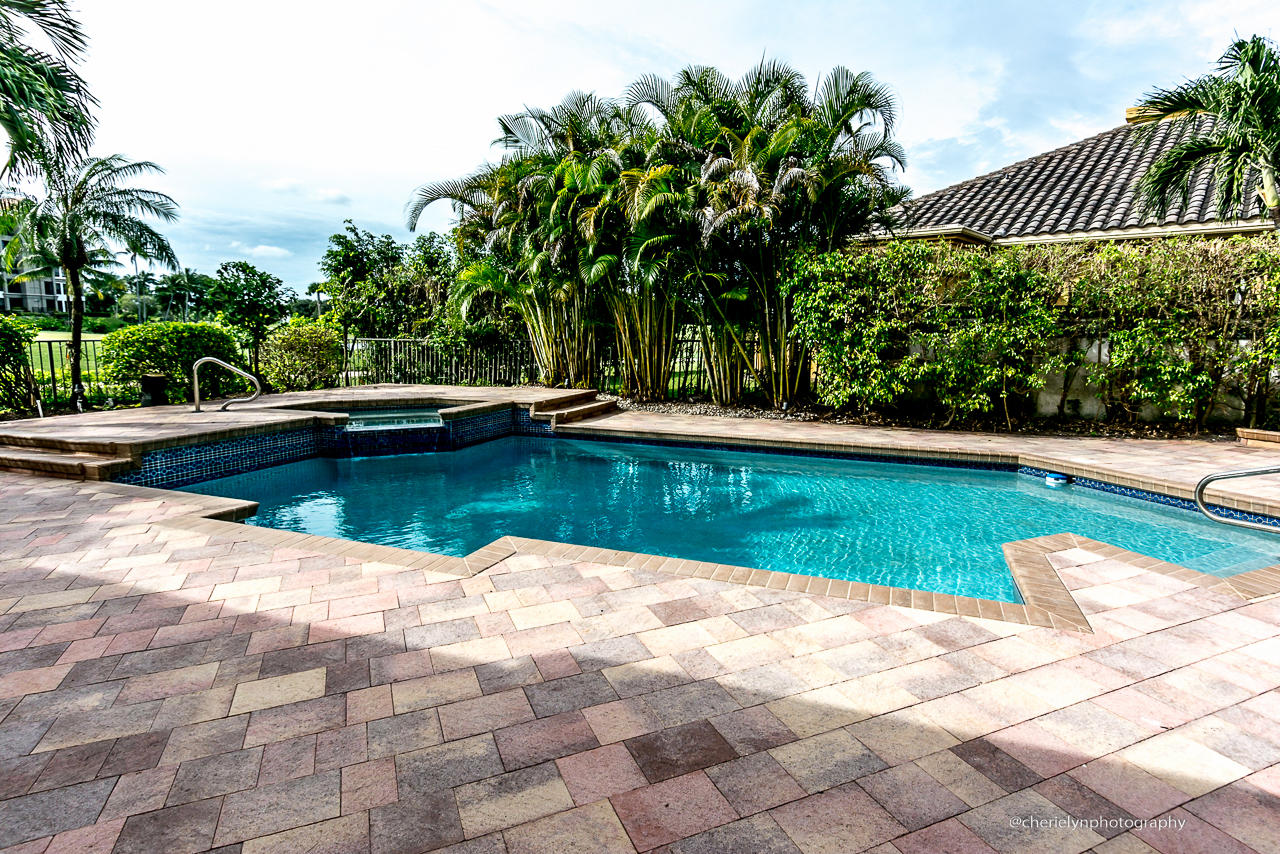 21157 Ormond Court Boca Raton, FL 33433 - Photo 30 of 33 21157 pool2