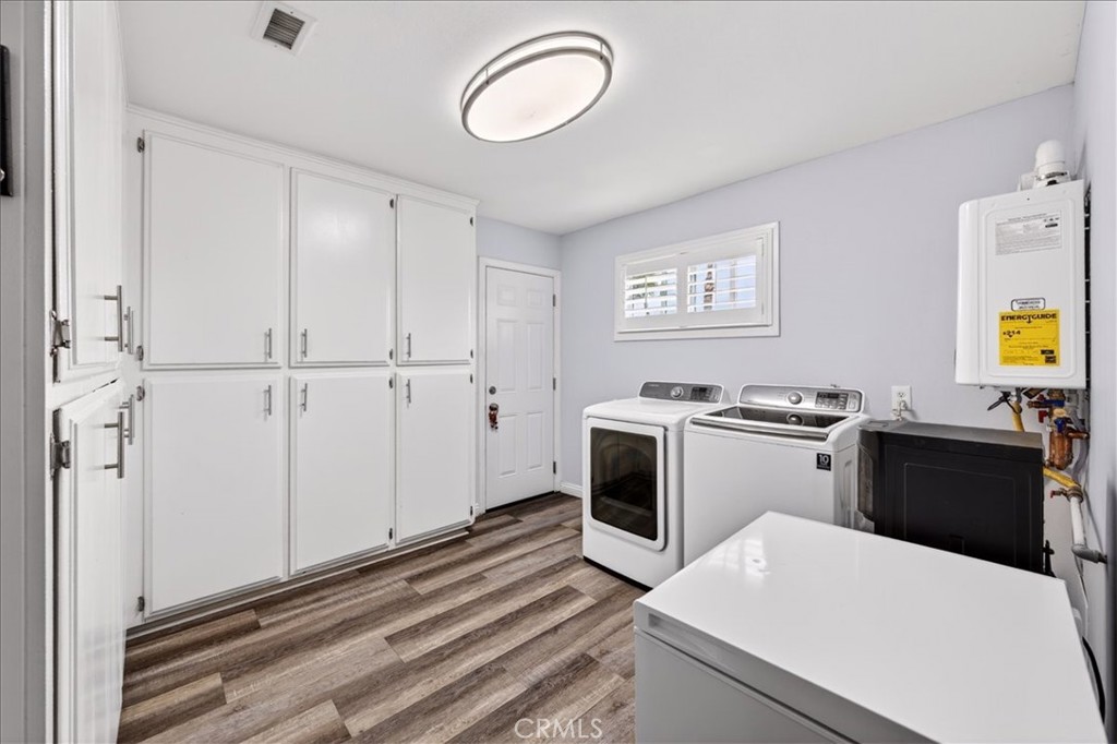 16435 Lois Lane Riverside, CA 92504 - Photo 17 of 42