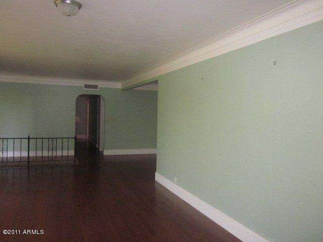 137 East Carter Road Phoenix, AZ 85042 - Photo 12 of 25 Family 2