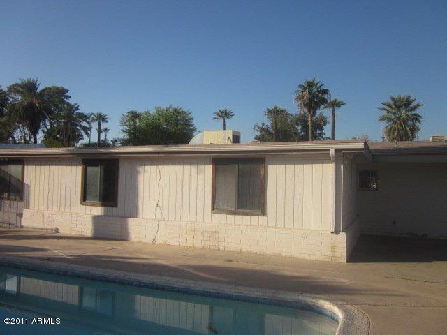 137 East Carter Road Phoenix, AZ 85042 - Photo 6 of 25 Back of home