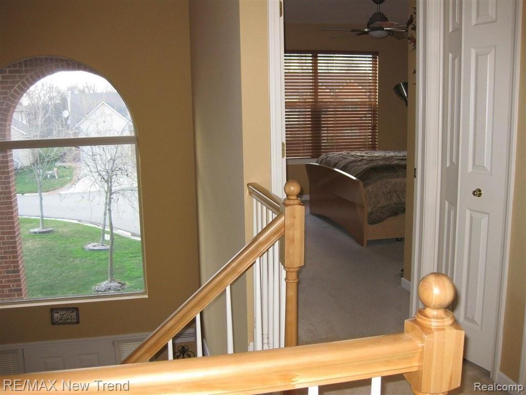 1561 Angela Road Walled Lake, MI 48390 - Photo 9 of 20 IMG_5292-1.JPG