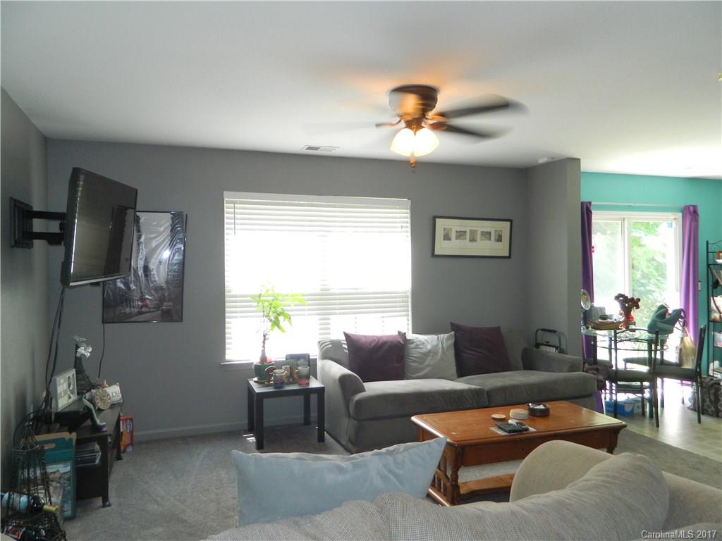2232 Gooseberry Road Charlotte, NC 28208 - Photo 3 of 13