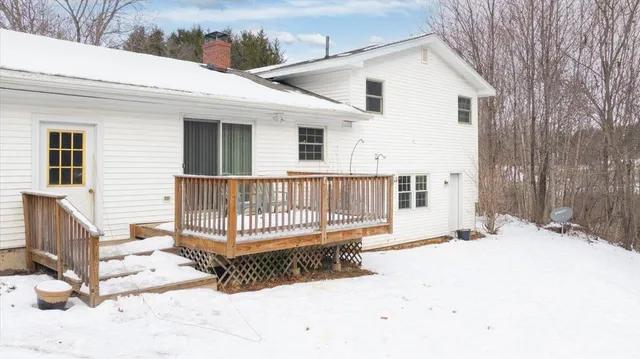 $299,900 | 1011 Western Avenue, Hampden, ME 04444
