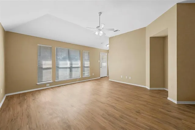 $1,925 | 9229 Chesapeake Lane, McKinney, TX 75071