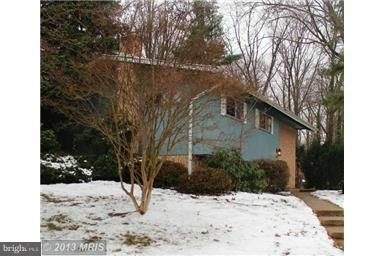 6404 Greeley Boulevard Springfield, VA 22152 - Photo 3 of 23 Exterior (General)
