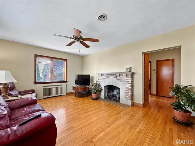 $250,000 | 13 North Jackson Street, Millstadt, IL 62260